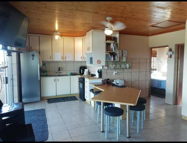 4 BEDROOM SIMPLEX FOR SALE IN WIDENHAM